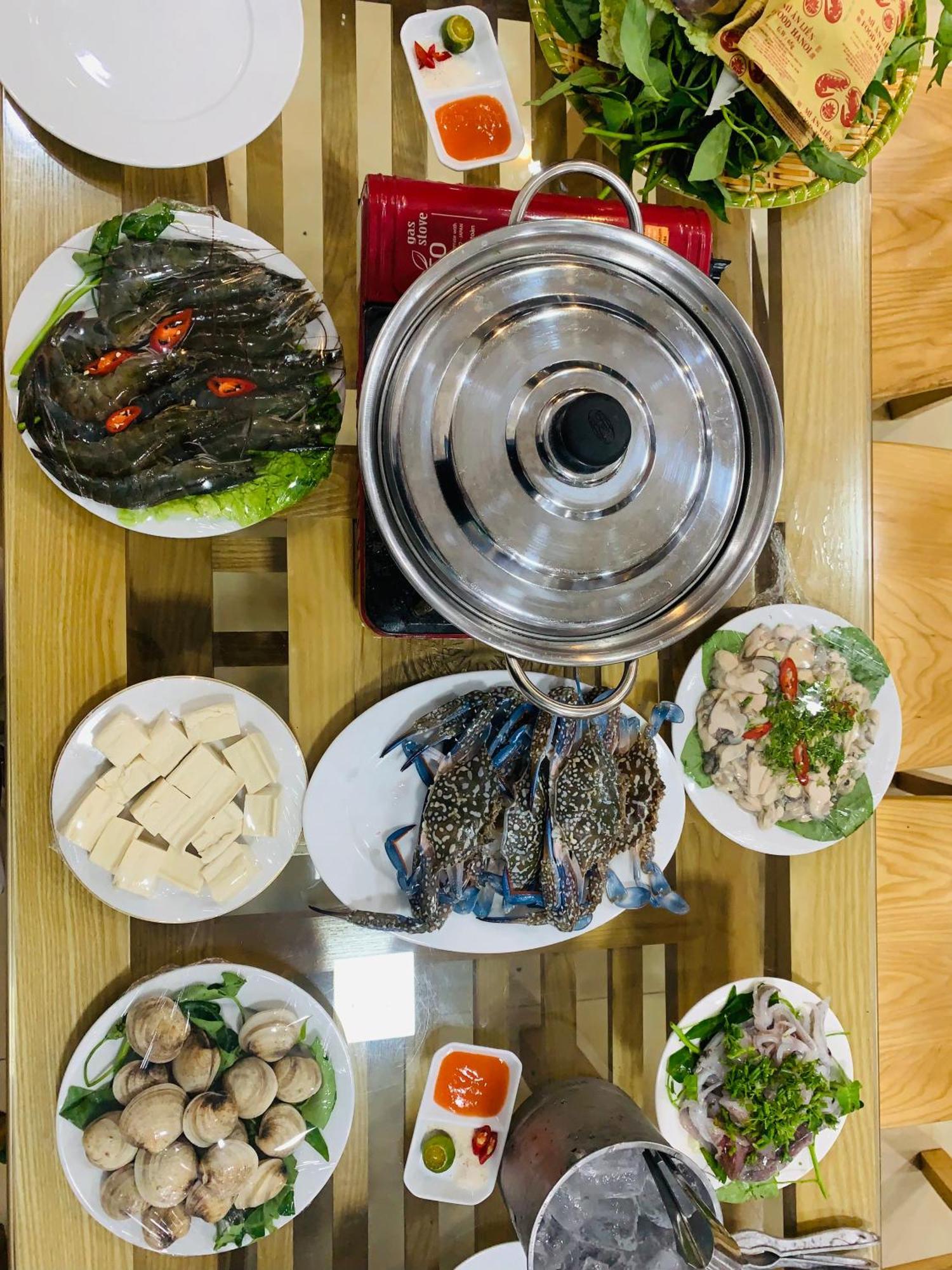 Tung Quang Hotel Dong Khe Sau Екстер'єр фото