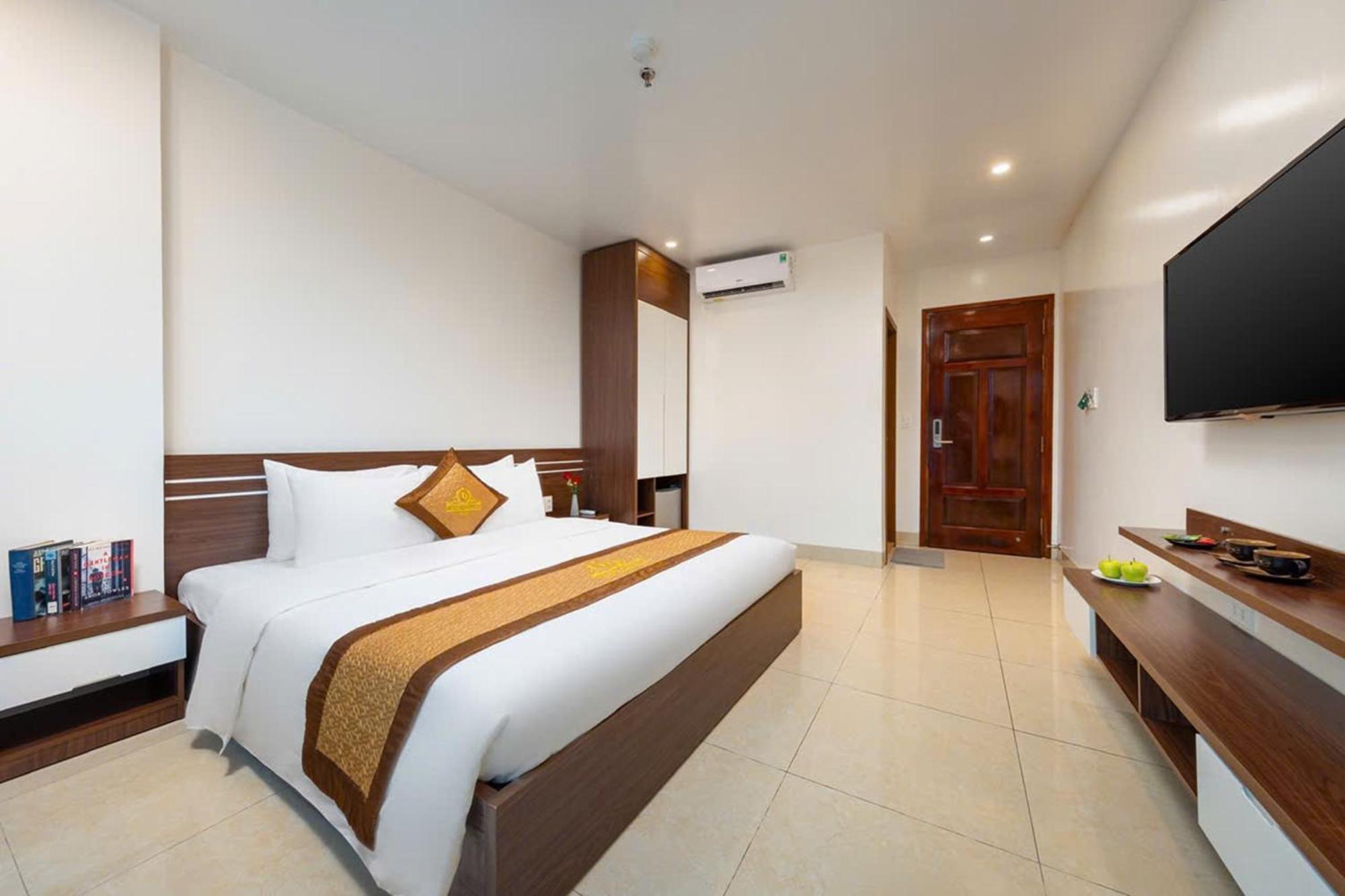 Tung Quang Hotel Dong Khe Sau Екстер'єр фото